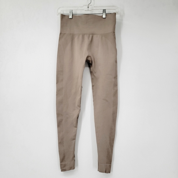 SET Active Leggings Size Medium Stardust Canoe Sand Taupe Minimalist Neutral - Picture 16 of 16